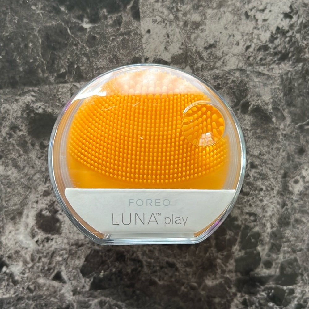 Foreo - Luna Play - Sunflower Yellow